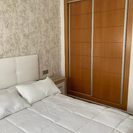 Residencial Vereda Golf 아파트 *