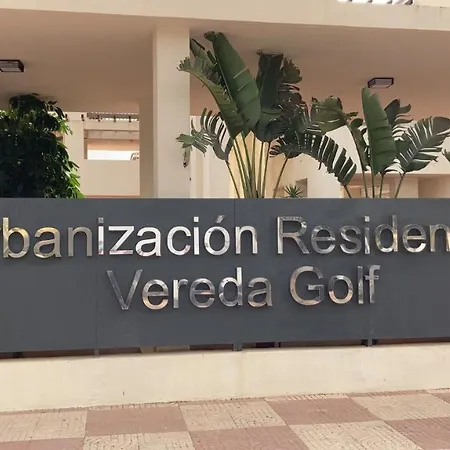 Residencial Vereda Golf 아파트 *